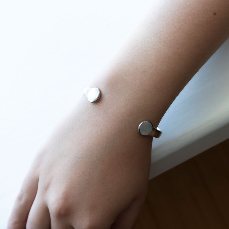 Full Moon Cuff | Mother of Pearl and 925 Sterling Silver