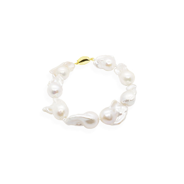 Baroque Pearl Bracelet | White Pearl and Gold Plate