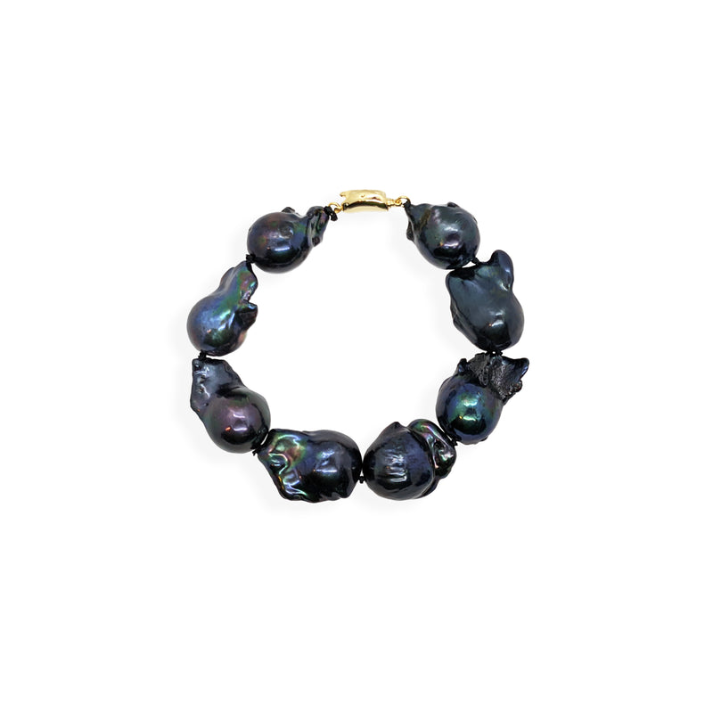Baroque Pearl Bracelet | Black Pearl and Gold Plate